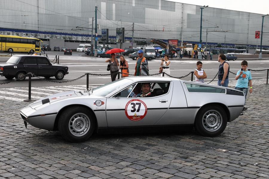  Maserati Bora 1998 года  (фото 7 из 8)